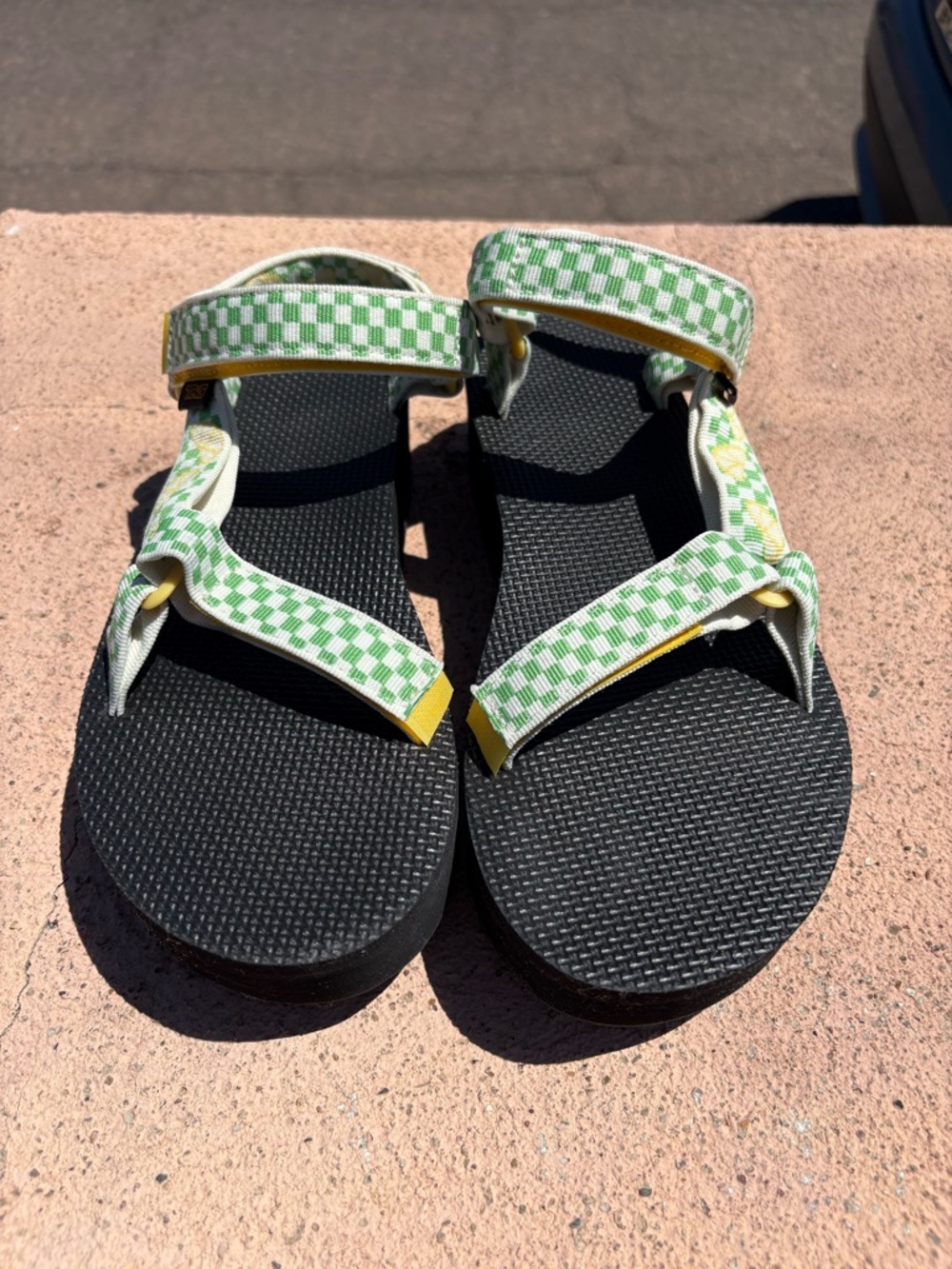 TEVA Picnic Slice Yarrow Flatform Sandal
Women’s Size 11 - Picture 4 of 5